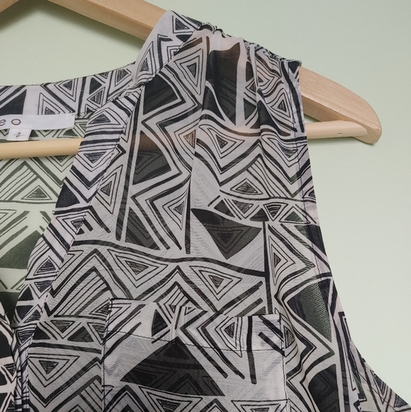 *SOLD* CLEO Sleeveless Sheer Top - Picture 2 of 4